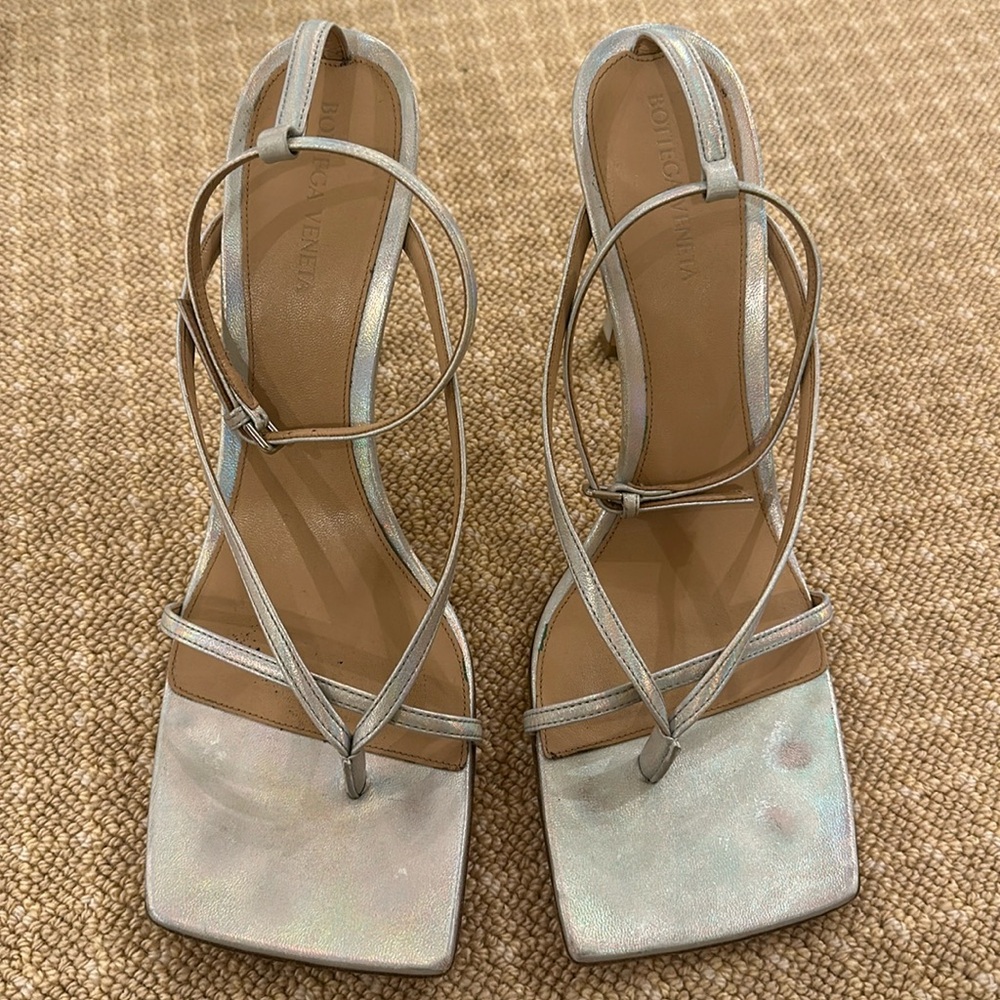 Bottega Veneta Stretch Sandal Laser Nappa Moon Drop Color